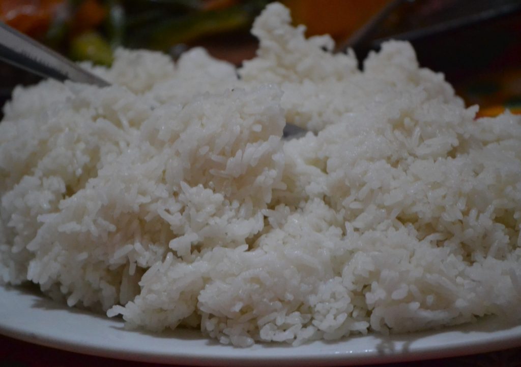 Cooked low GI rice served as a healthier meal option for people managing diabetes