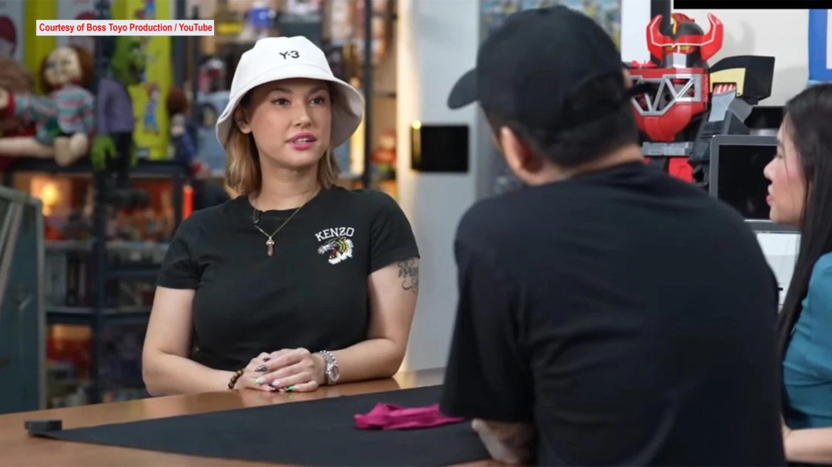 Maria Ozawa during her guest appearance on Pinoy Pawnstars with Boss Toyo on YouTube